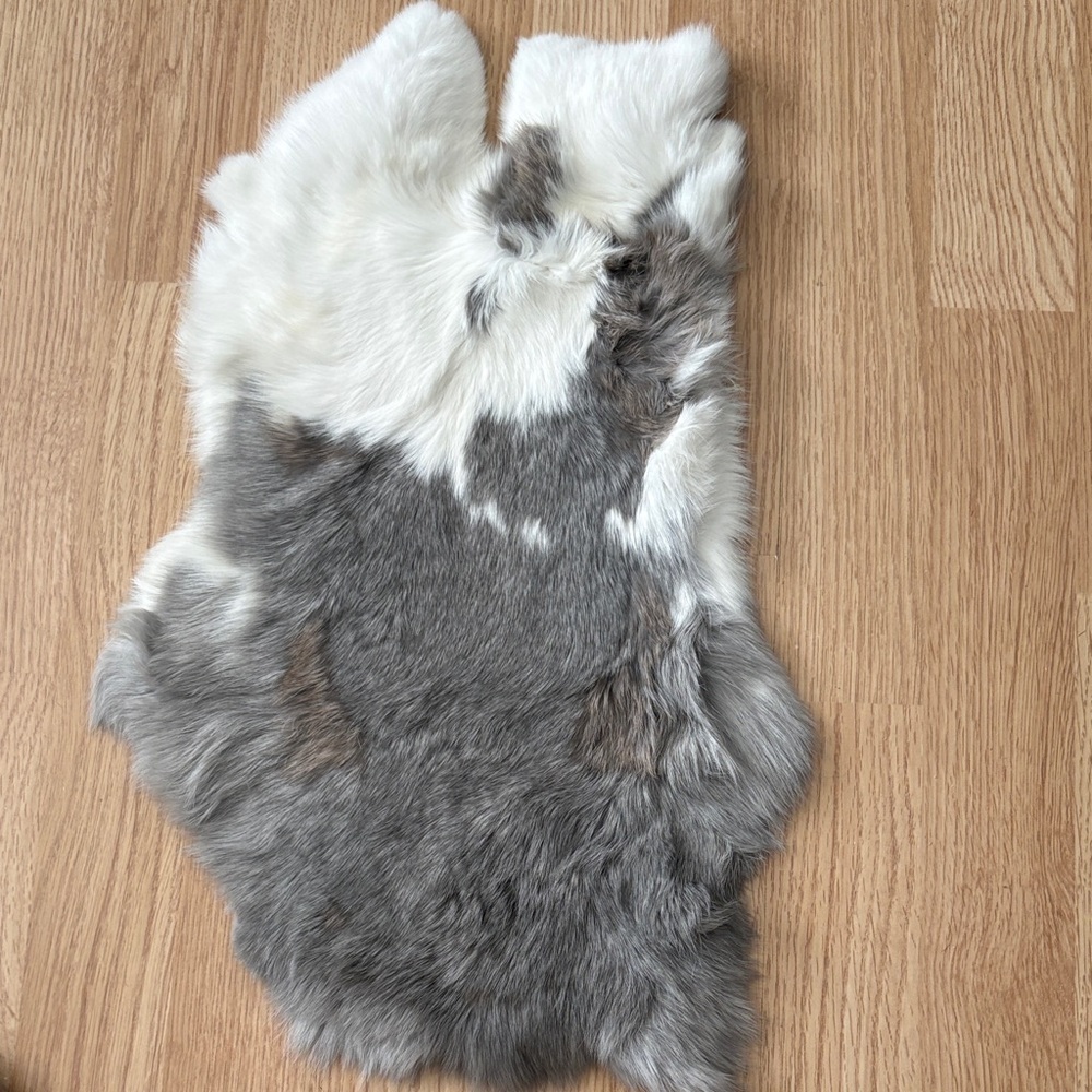 A349 Gray & White Rabbit Fur Pelt for Crafts